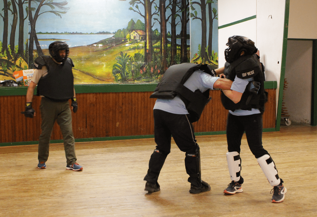 Krav Maga cours adultes sharpatz Krav maga cours adultes sharpatz self défense